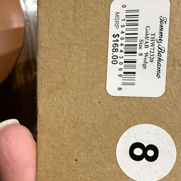 Tommy Bahama Gold Embellished Sandals size 8 - Picture 5 of 6